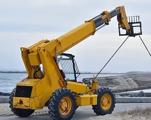 Tractopelle sur chenille (cat F)